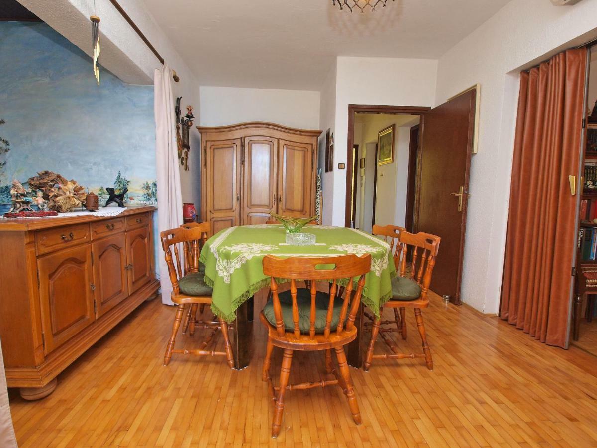 Apartments And Room Rabac 155 Екстер'єр фото